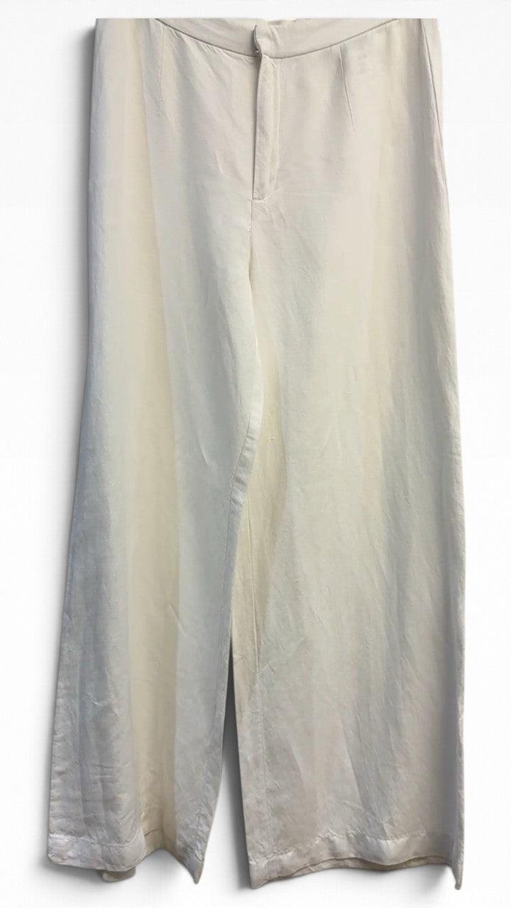 White Pants thumbnail 2