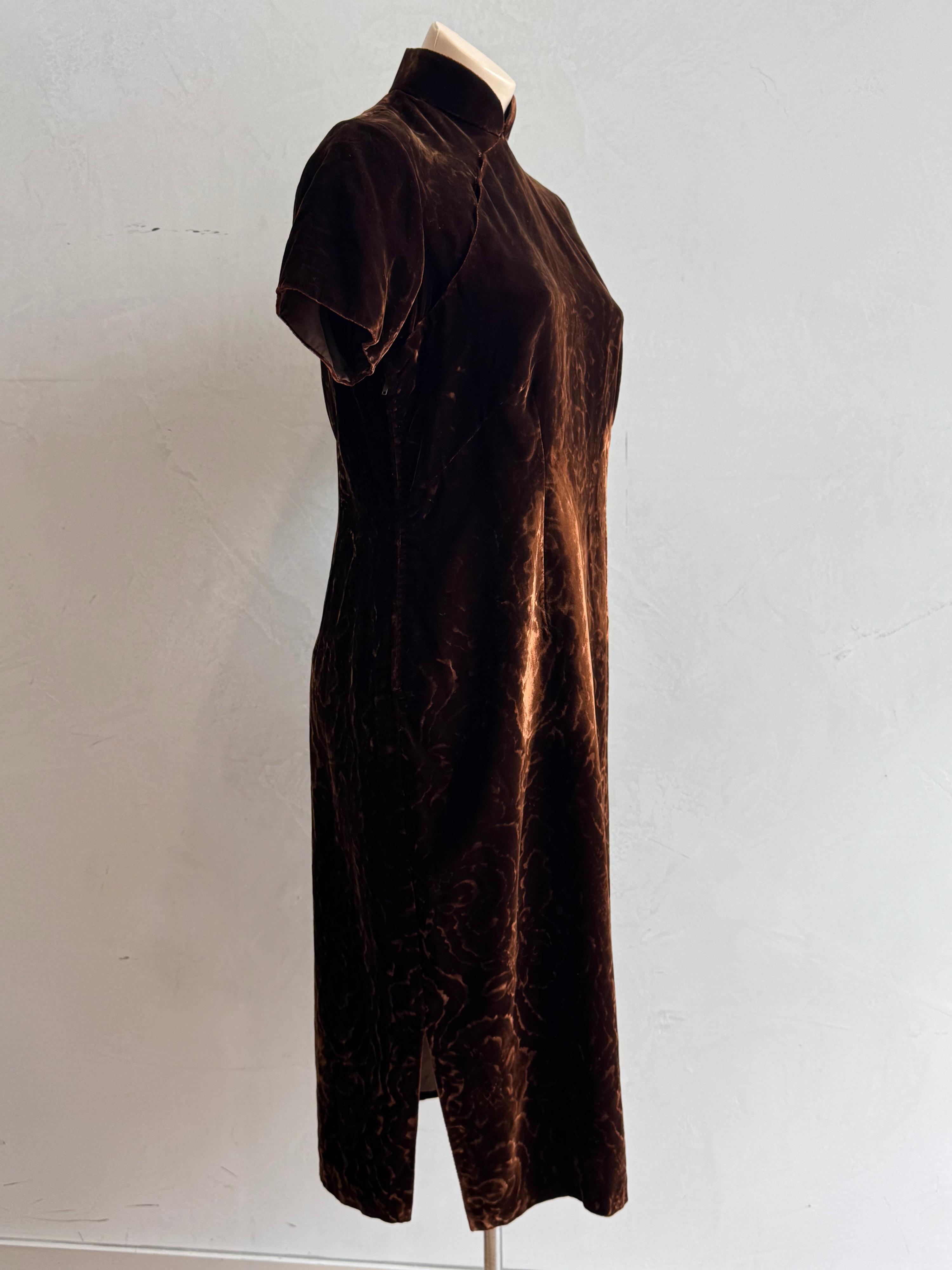 Vintage Brown velvet Mandarin Dress size L thumbnail 4