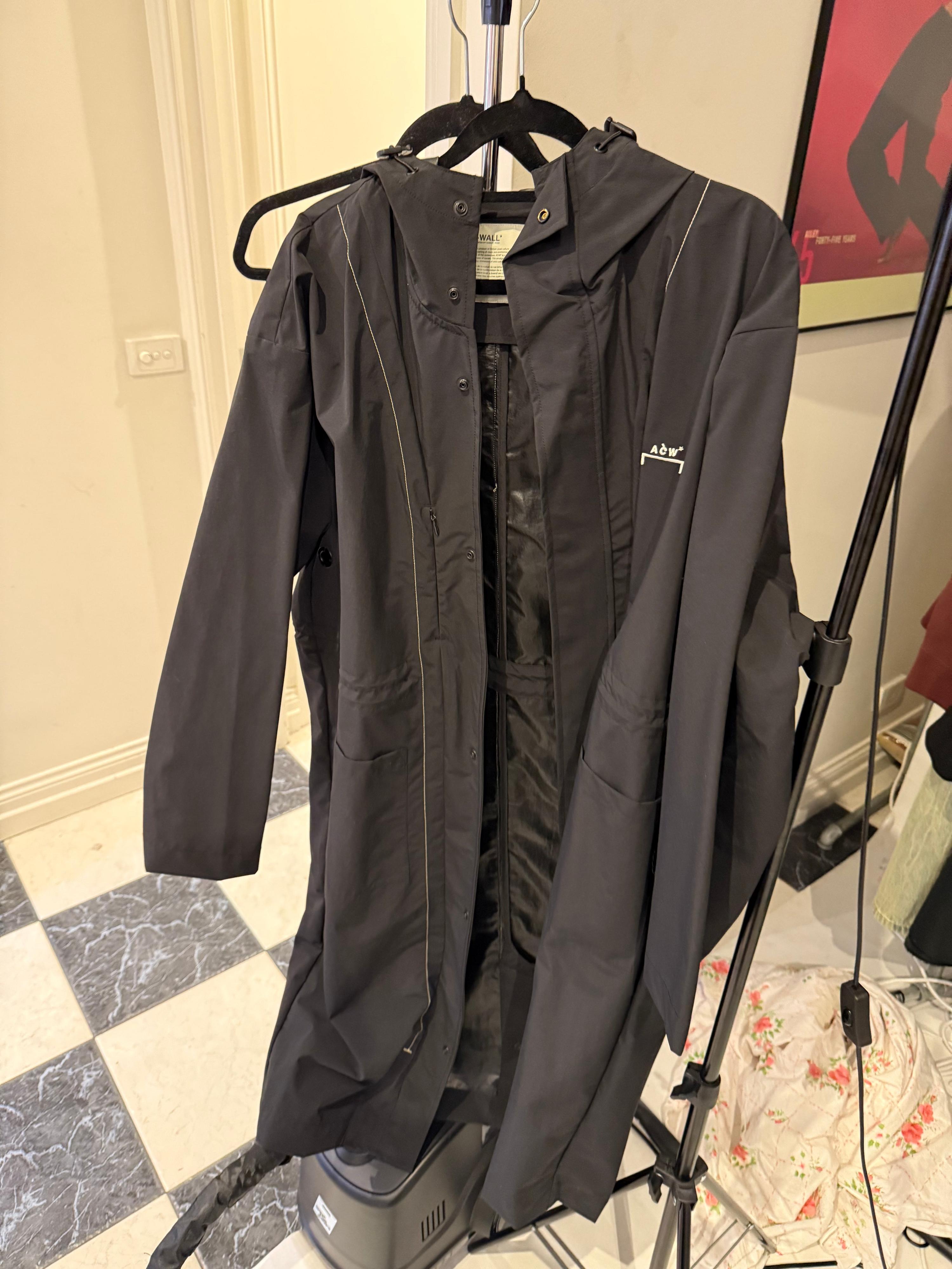 A-COLD-WALL* (ACW) Contrast Stitch Nylon Coat Black (Size L)