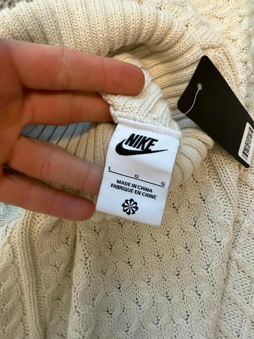 Nike sweaters - womens L thumbnail 4