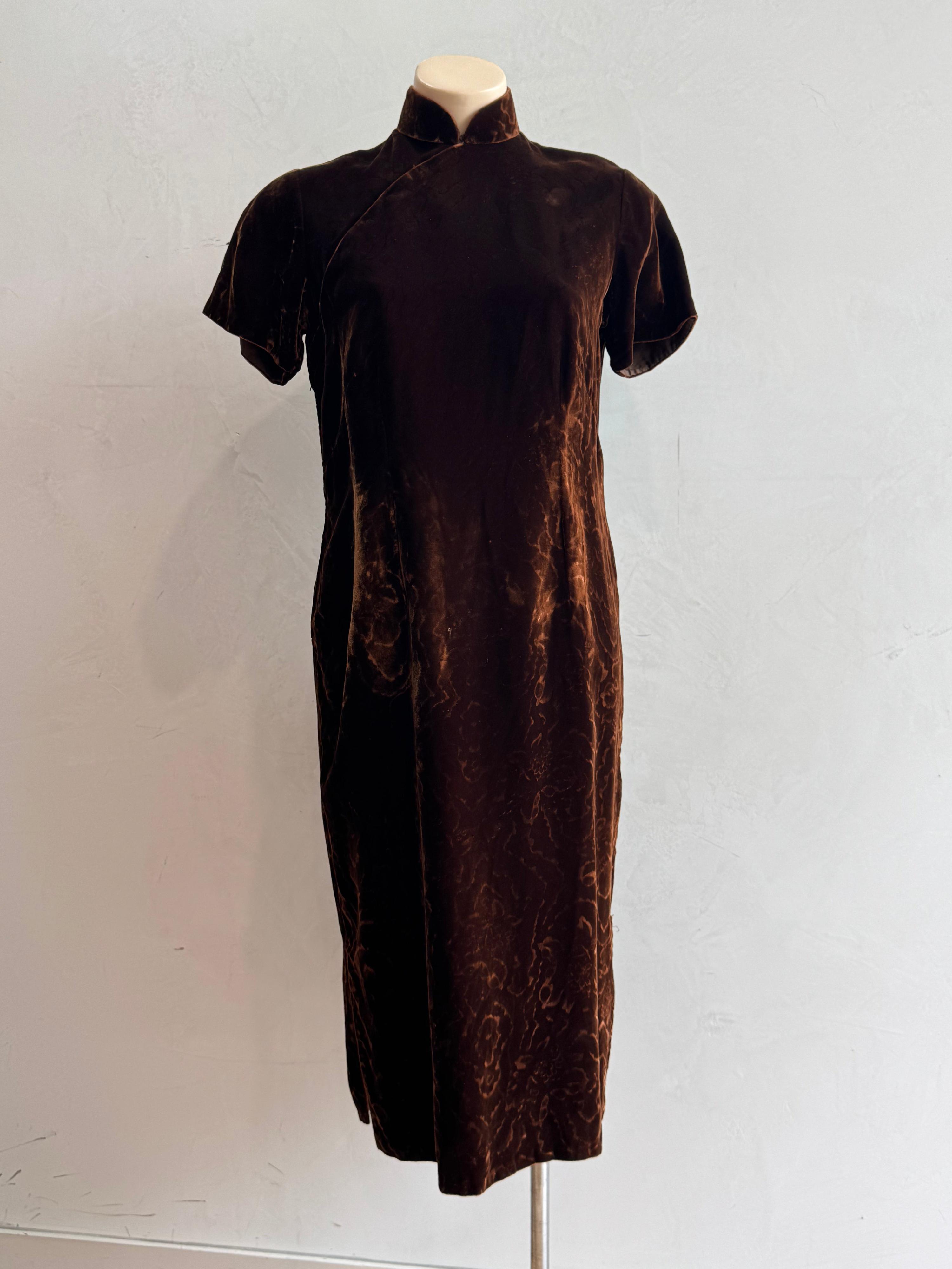 Vintage Brown velvet Mandarin Dress size L thumbnail 3
