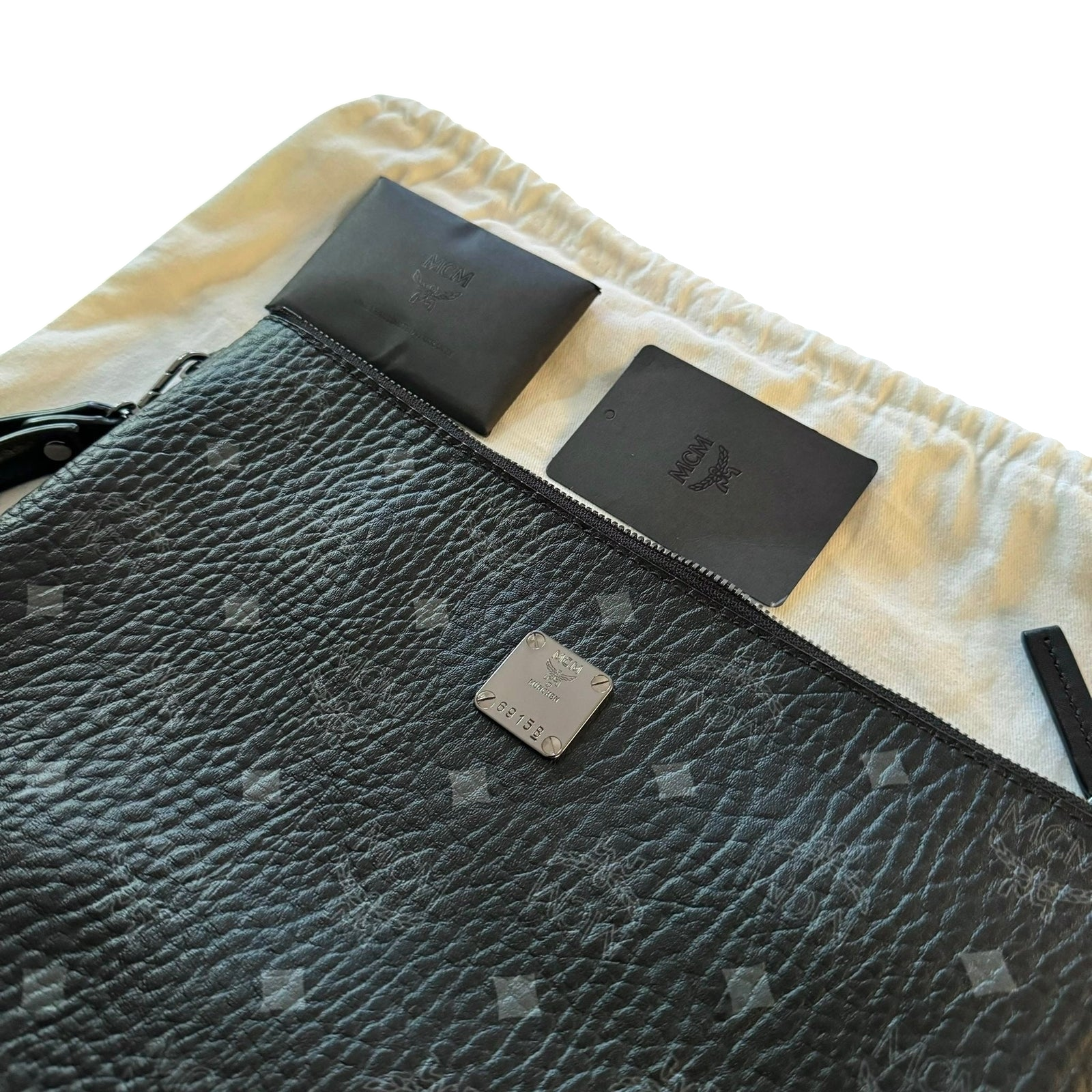 MCM Visetos Pattern Leather Clutch Bag Black thumbnail 2