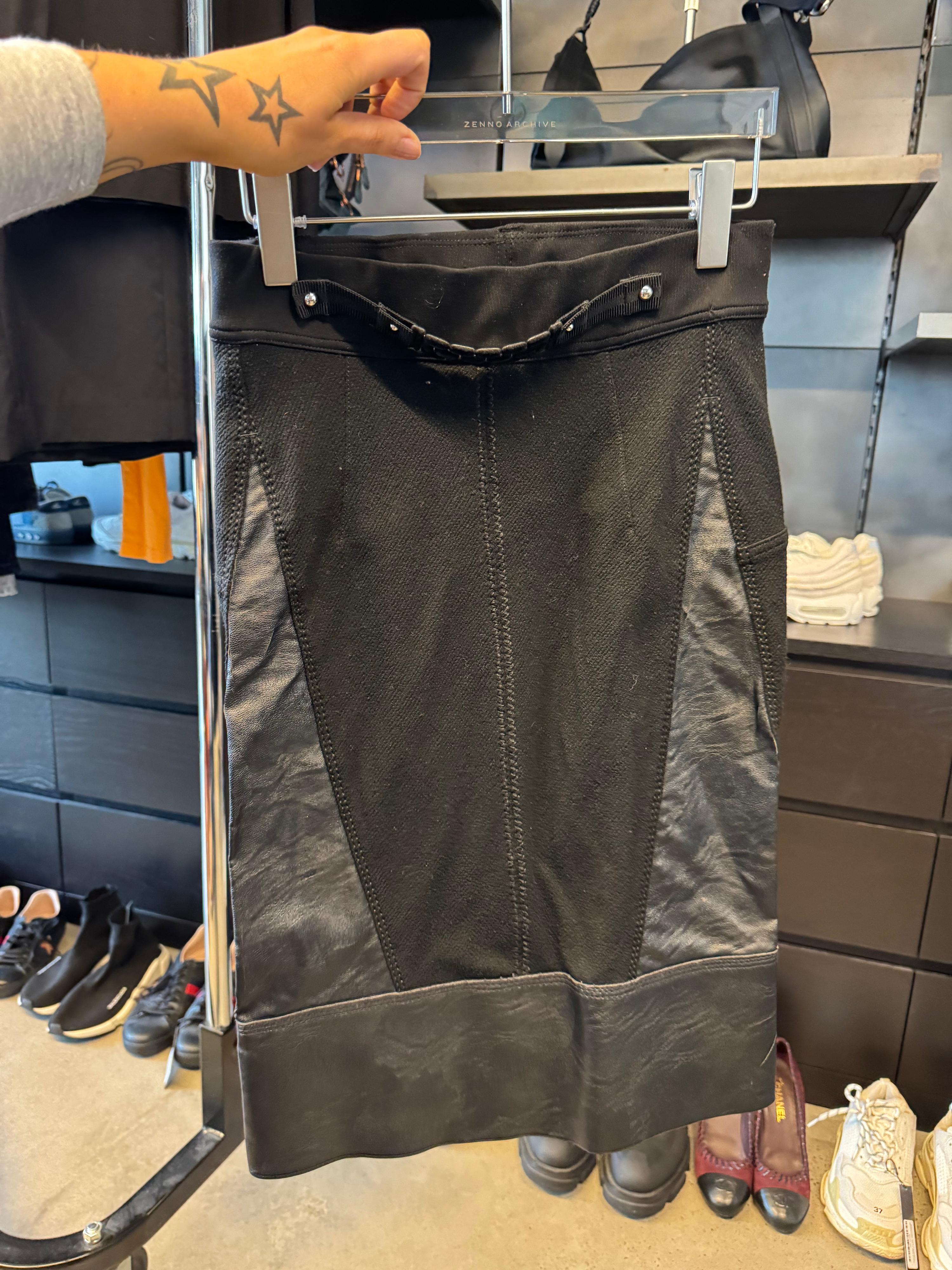 HIGH Leather Look Skirt Black (Size 42)