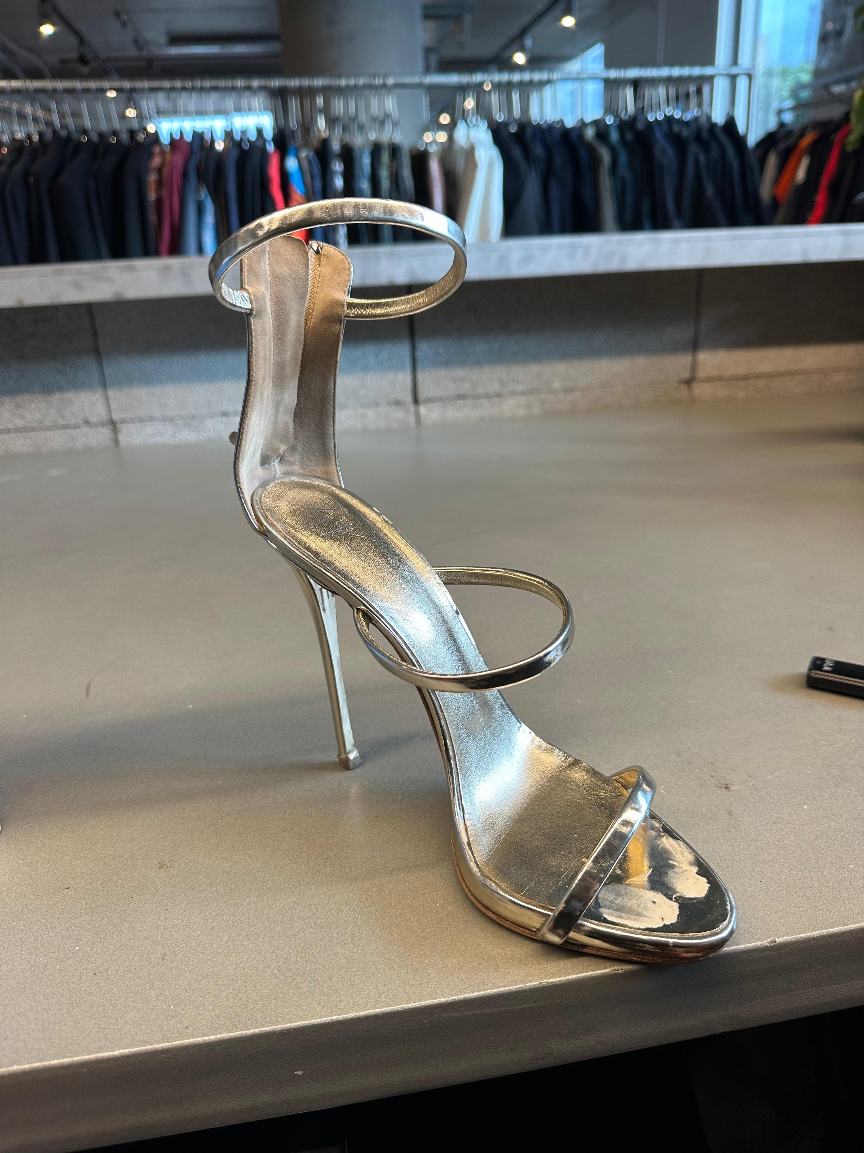 Giuseppe Zanotti 120mm Metallic Leather Heels Silver (Size EU40)