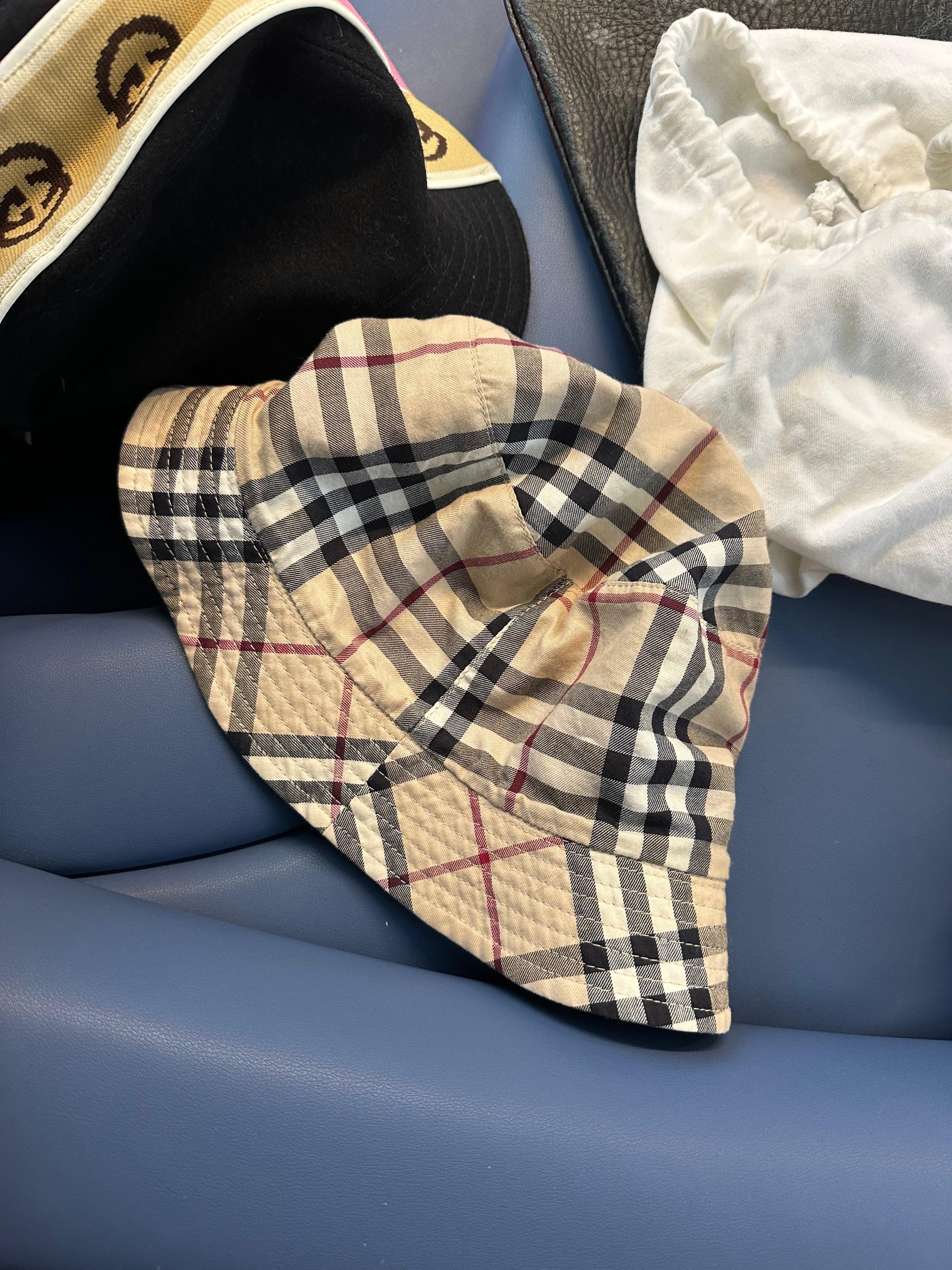 Burberry Vintage Reversible Nova Check Bucket Hat Beige