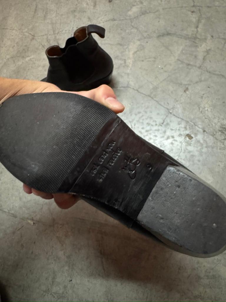 John Fluevog Black Leather Chelsea Boots (Size AU 9) thumbnail 4