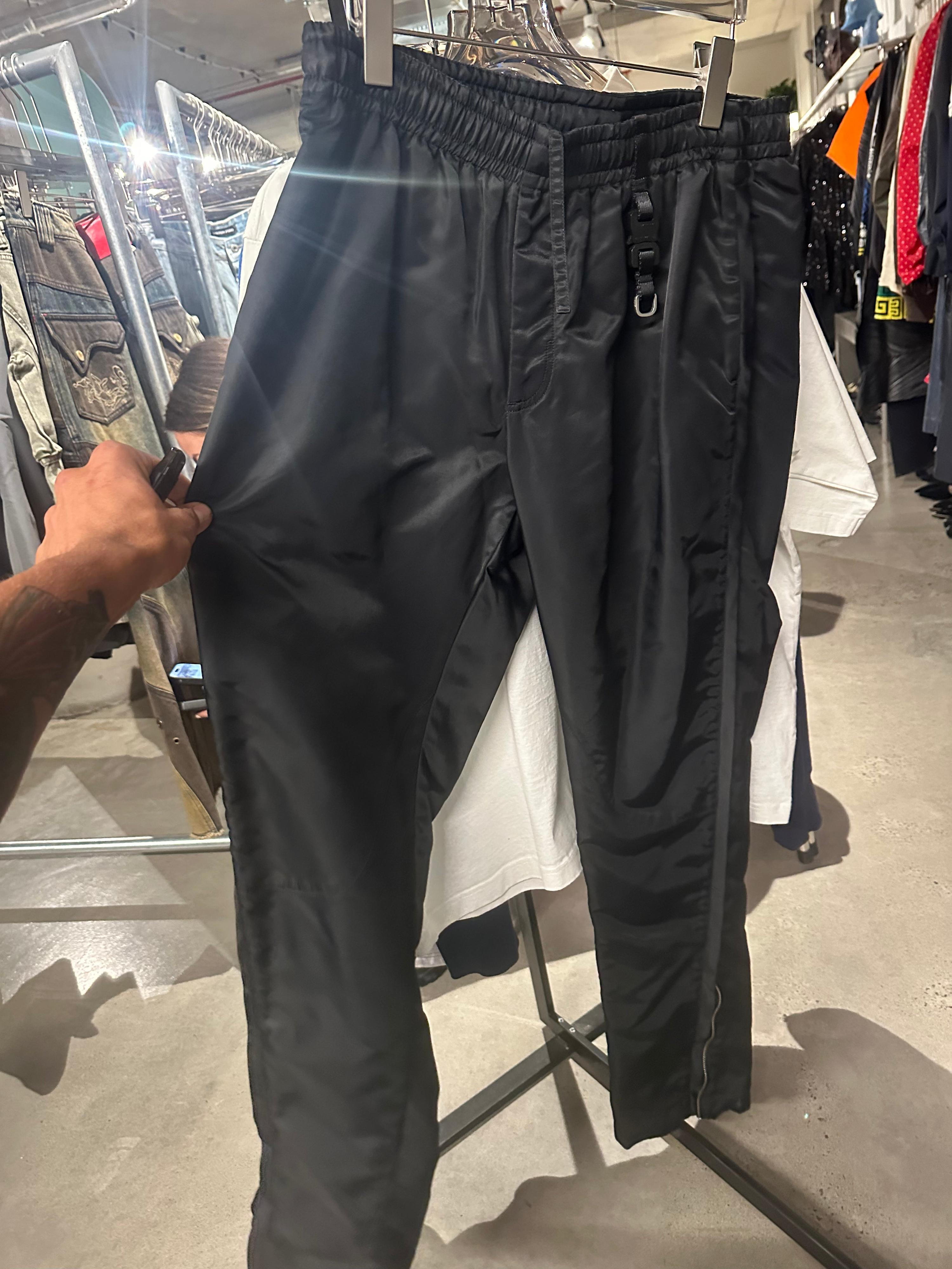1017 ALYX 9SM Nylon Track Pants Black (Size L)