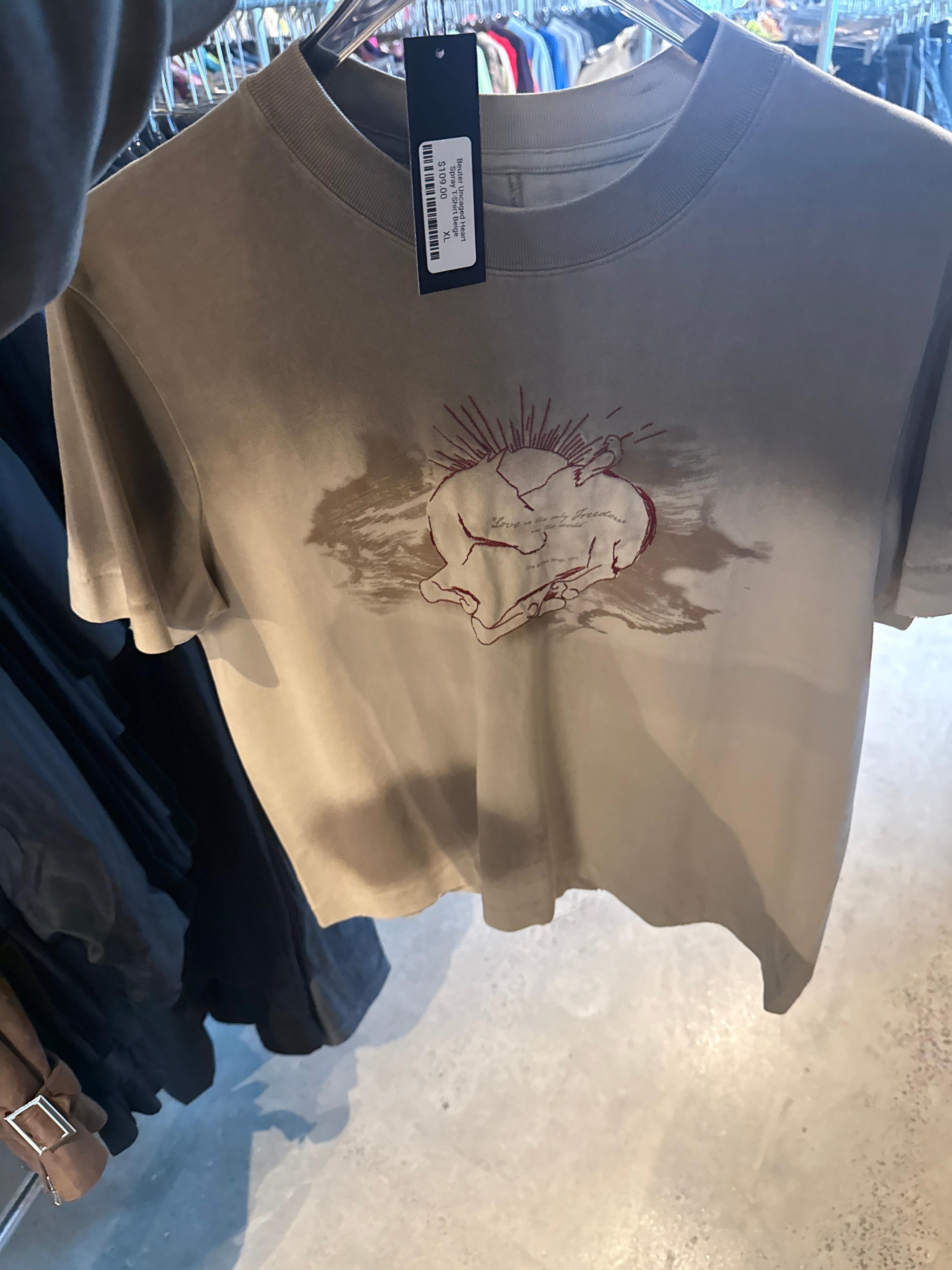 Beuter Uncaged Heart Spray T-Shirt Beige - XL