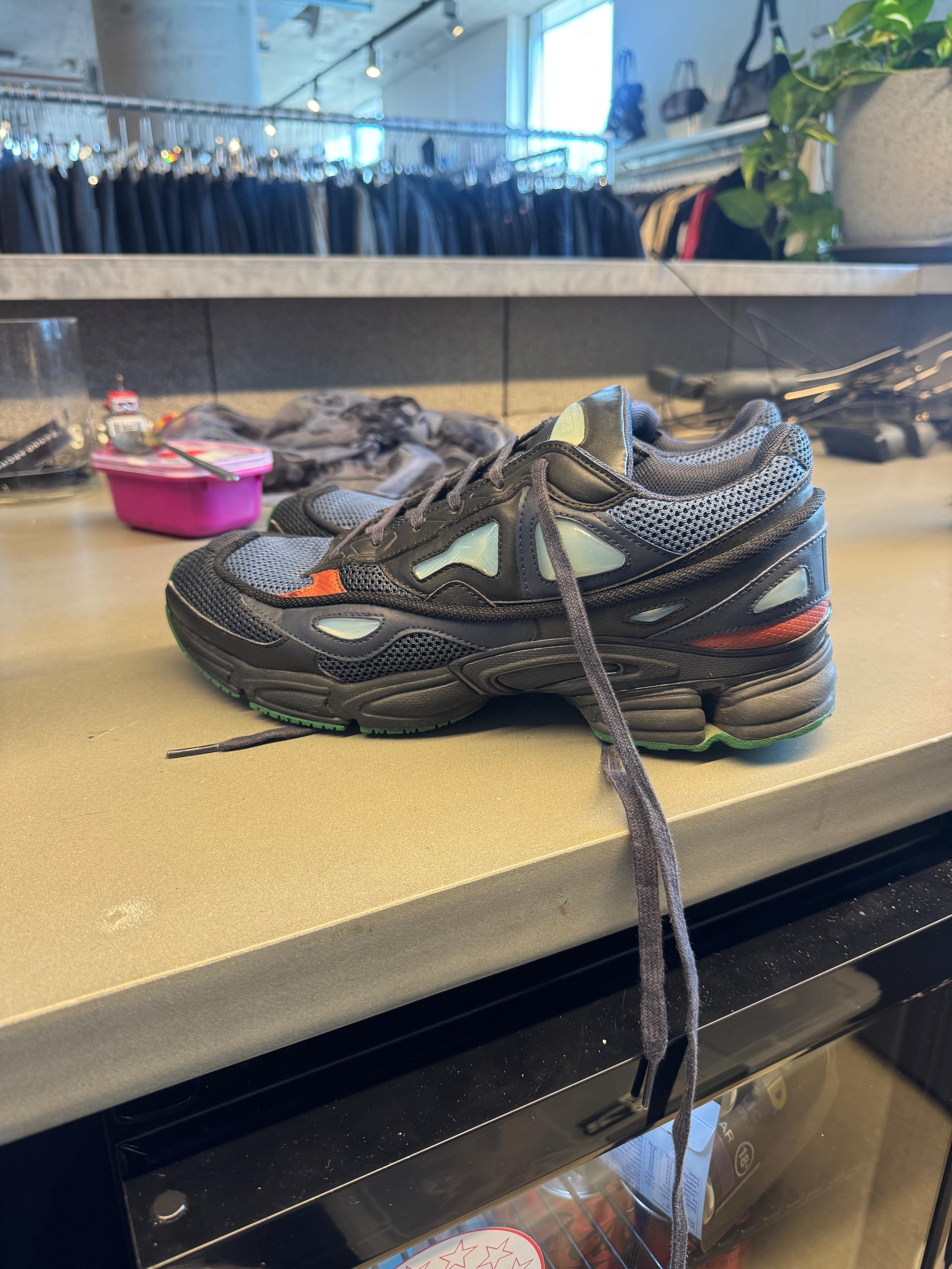 Raf Simons Ozweego 2 Night Marine Sneakers Navy (Size US11/UK10.5)