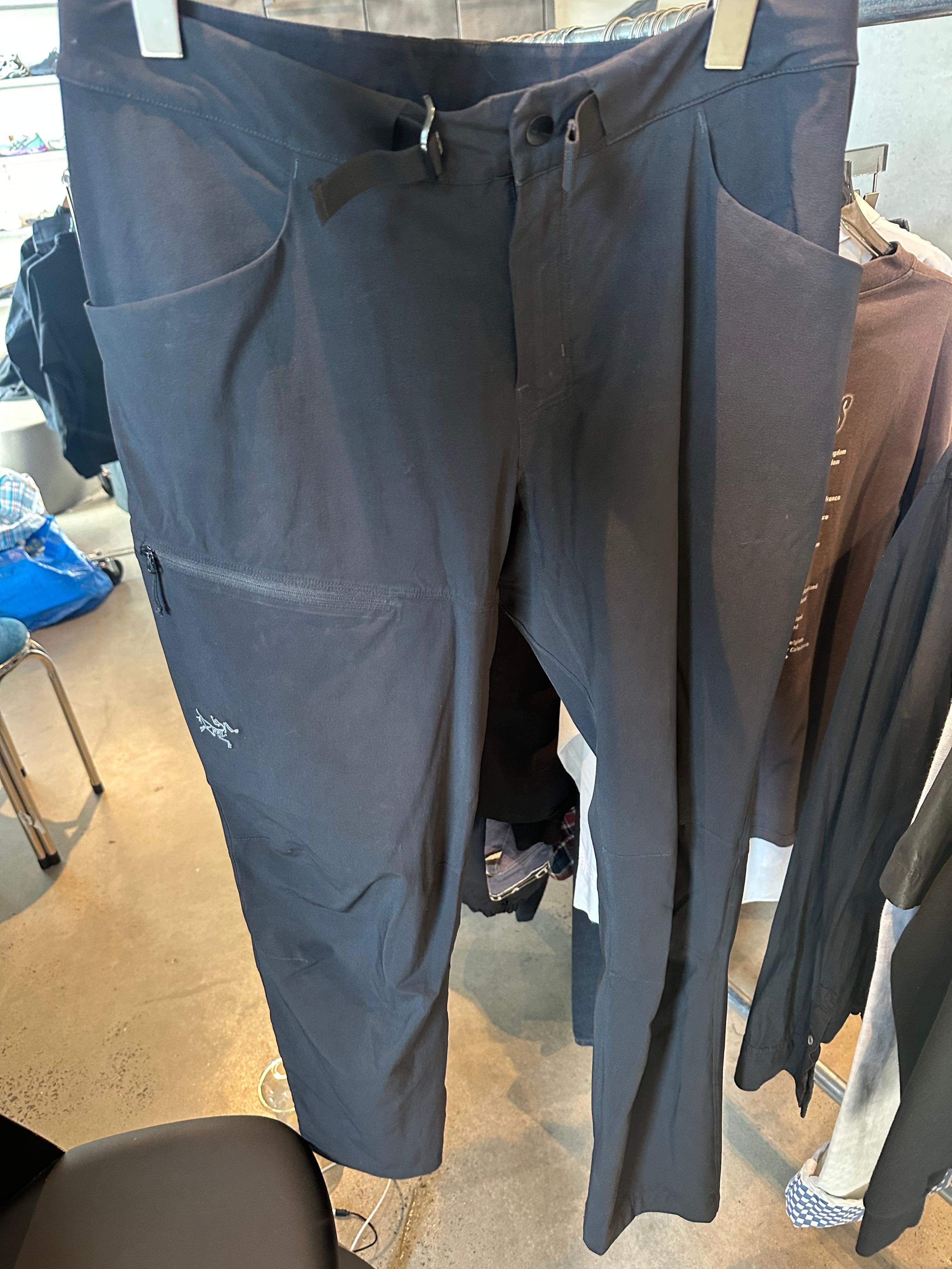 Arc’teryx Lefroy Pants Black (Size 32”)