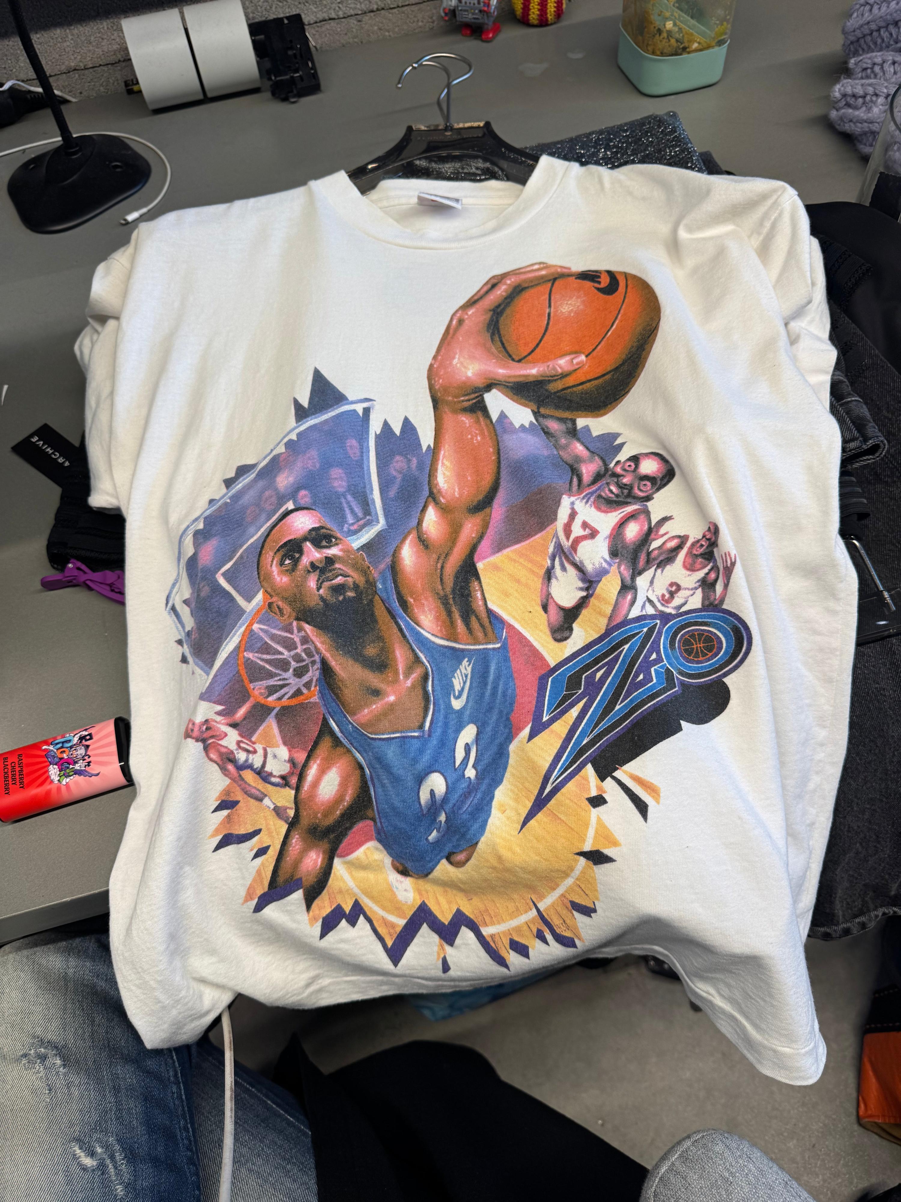 Nike 90s Alonzo Mourning T-Shirt White (Size M)