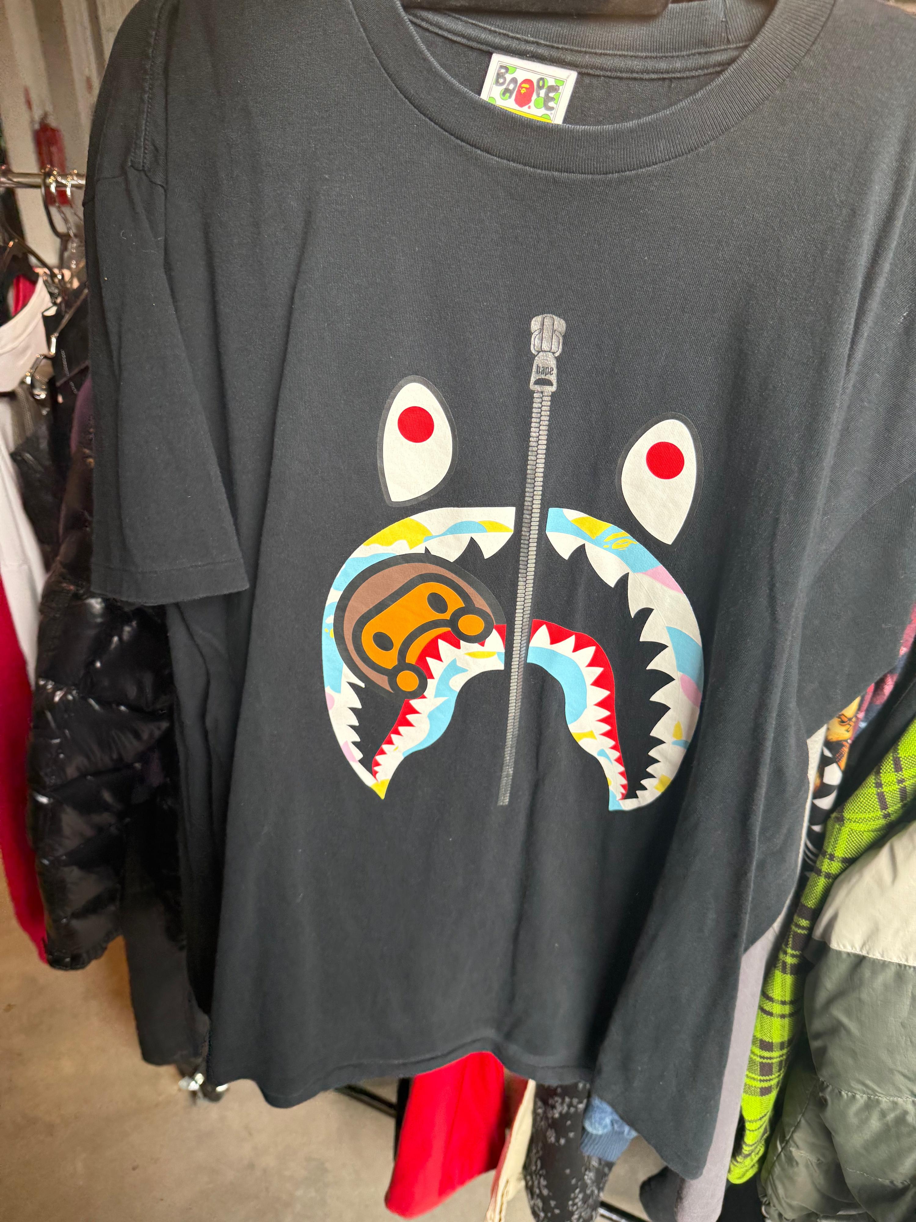 BAPE (A Bathing Ape) Shark T-Shirt Black (Fits XL-XXL)