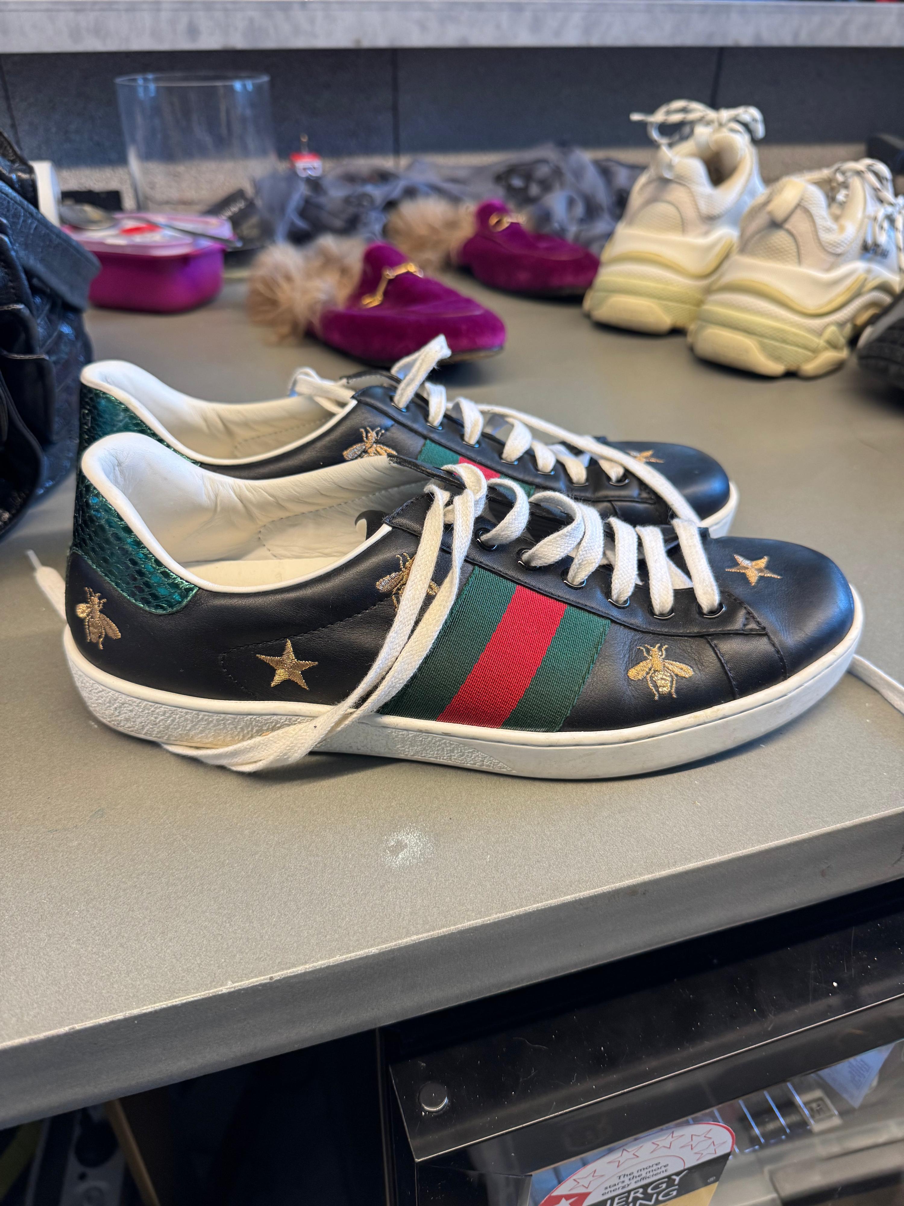 Gucci Ace Embroidered Bees & Stars Leather Sneakers Black (Size G8.5/Fits US9.5)