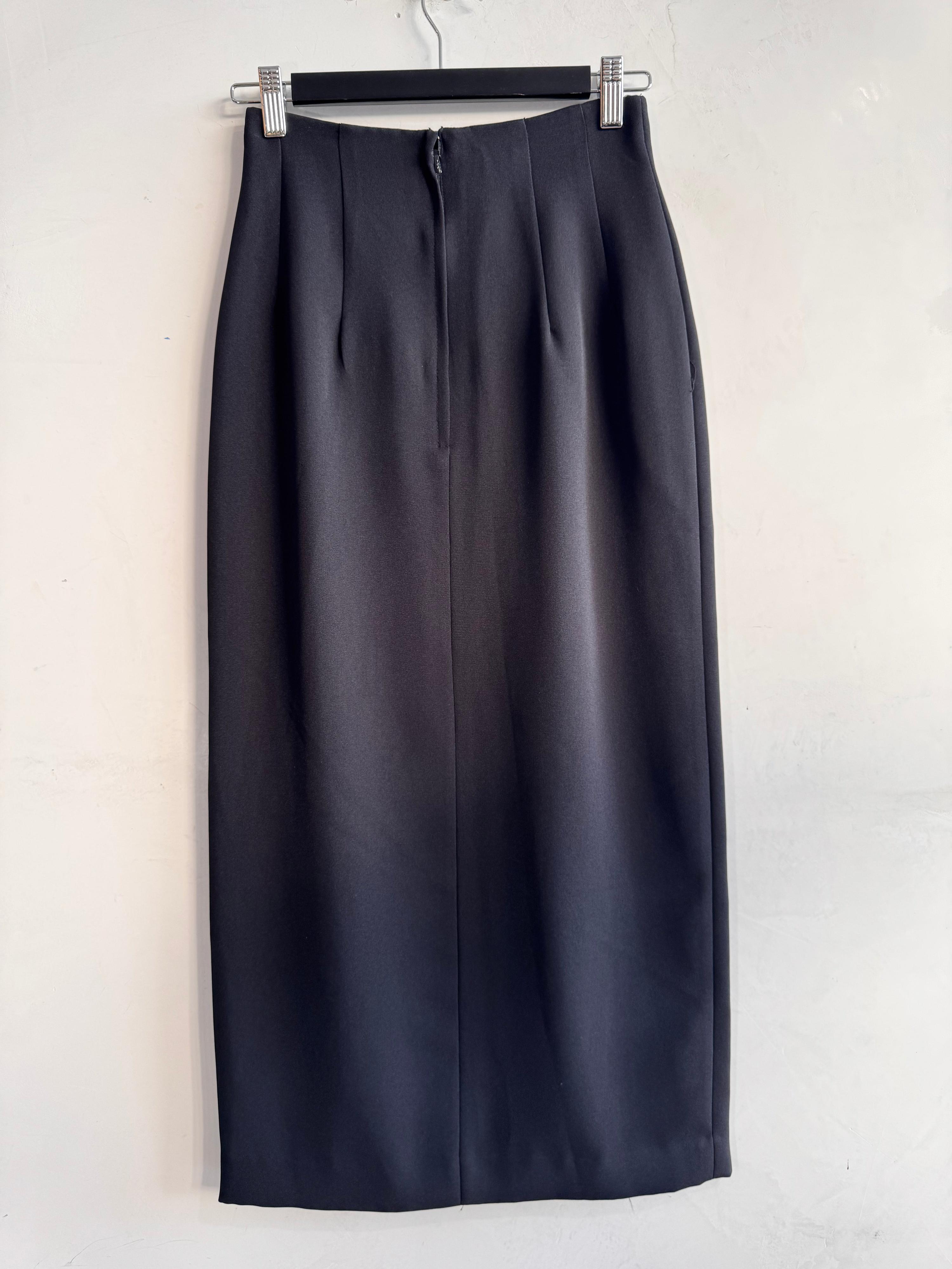 Vintage Ugo Black Midi Skirt - size XS thumbnail 2
