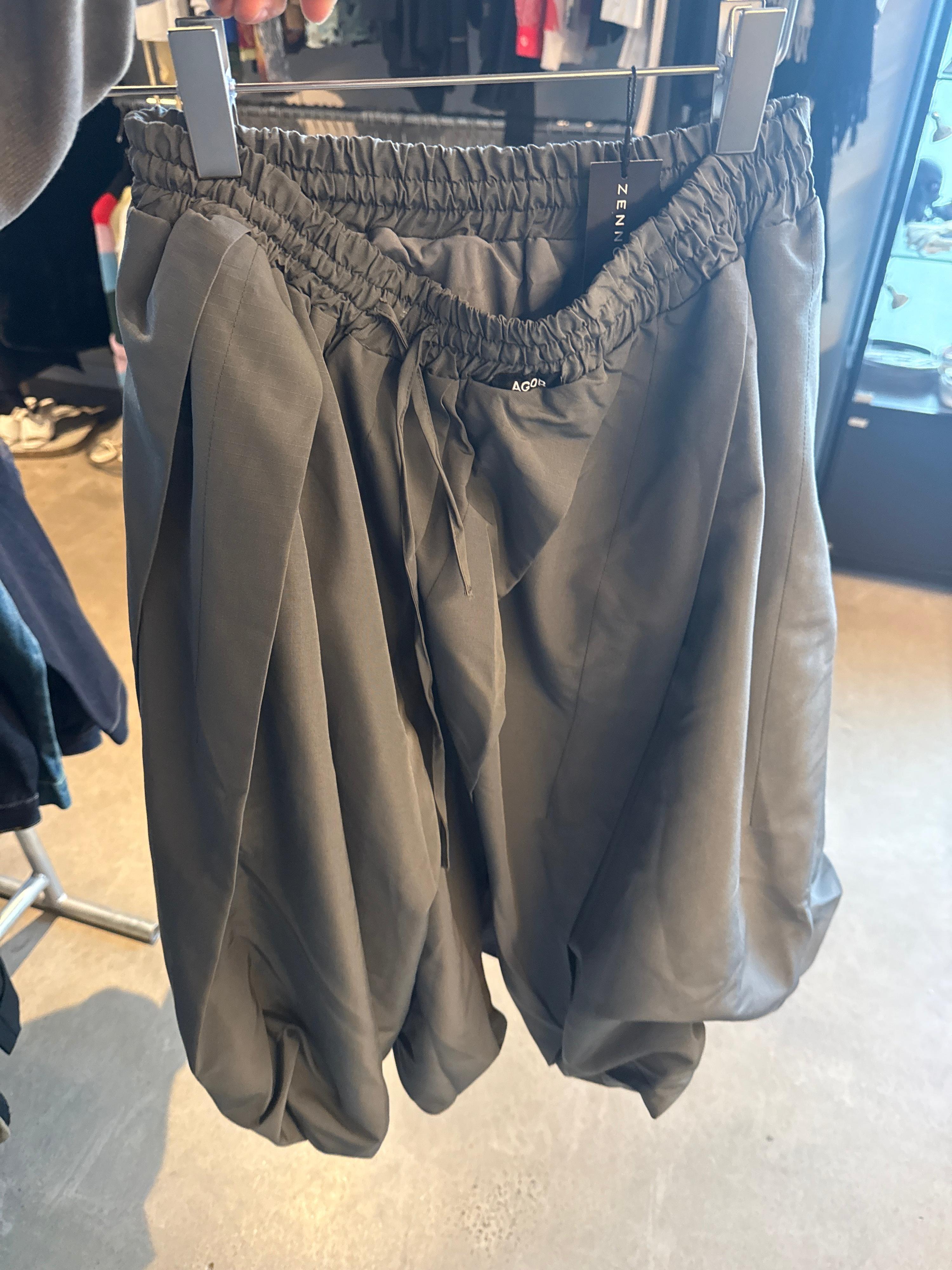 A Glimpse Of Beauty Puff Nylon Skirt Grey