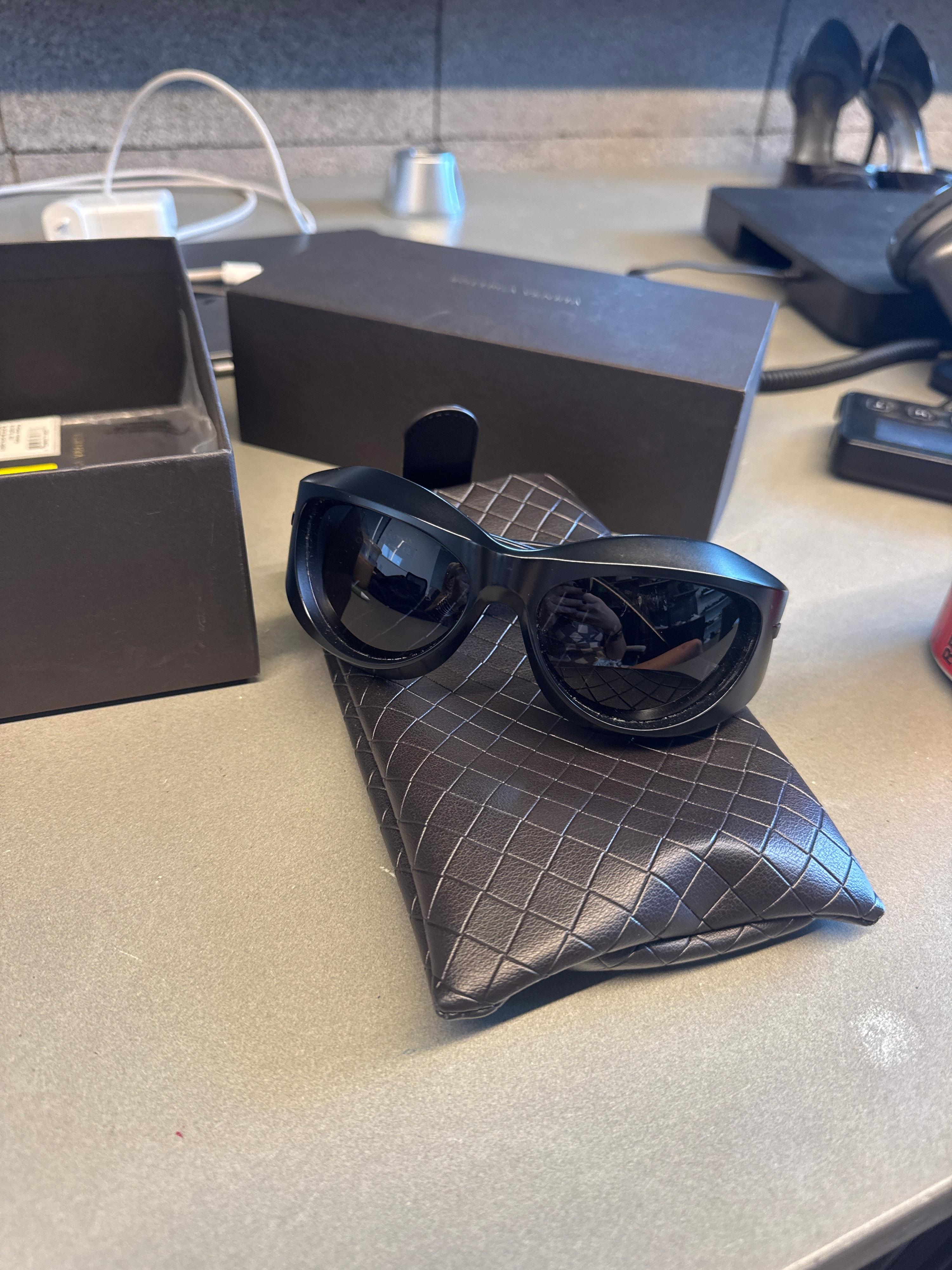 Bottega Veneta Cyclone Sunglasses Black