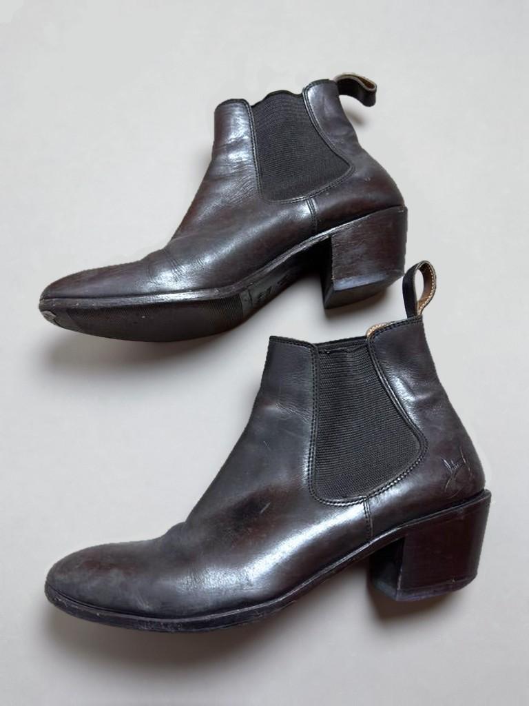 John Fluevog Black Leather Chelsea Boots (Size AU 9) thumbnail 3