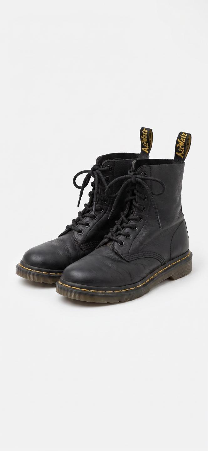 dr martens boots O/S