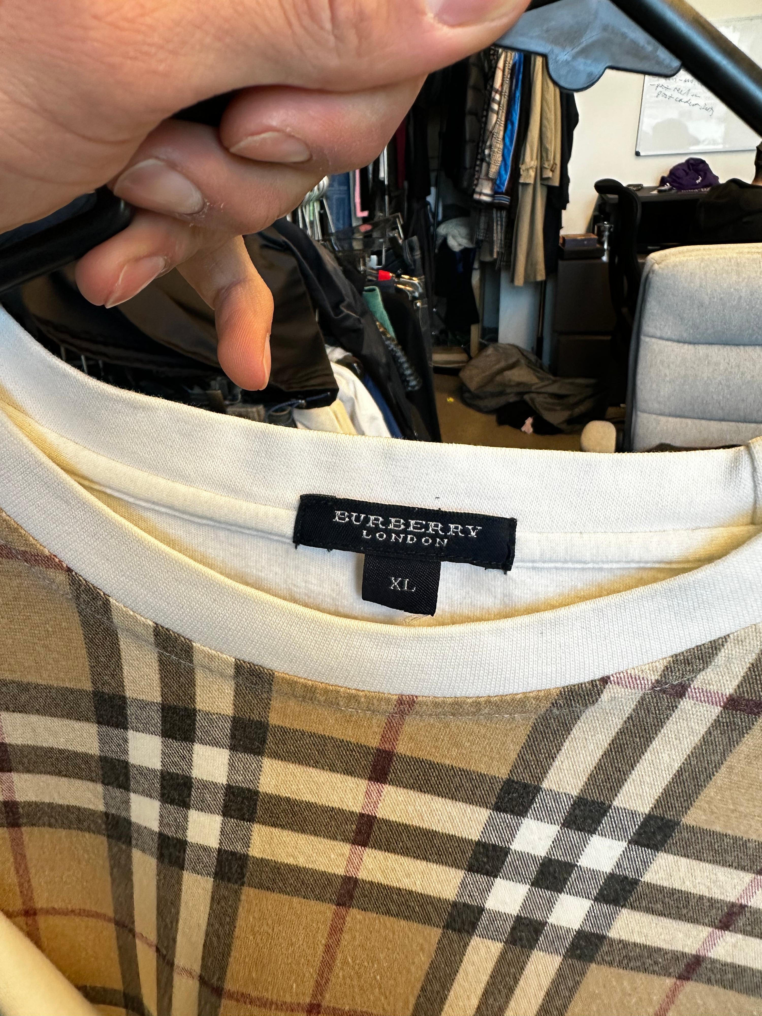 Burberry Vintage Nova Check T-Shirt Black (Size XL) thumbnail 2