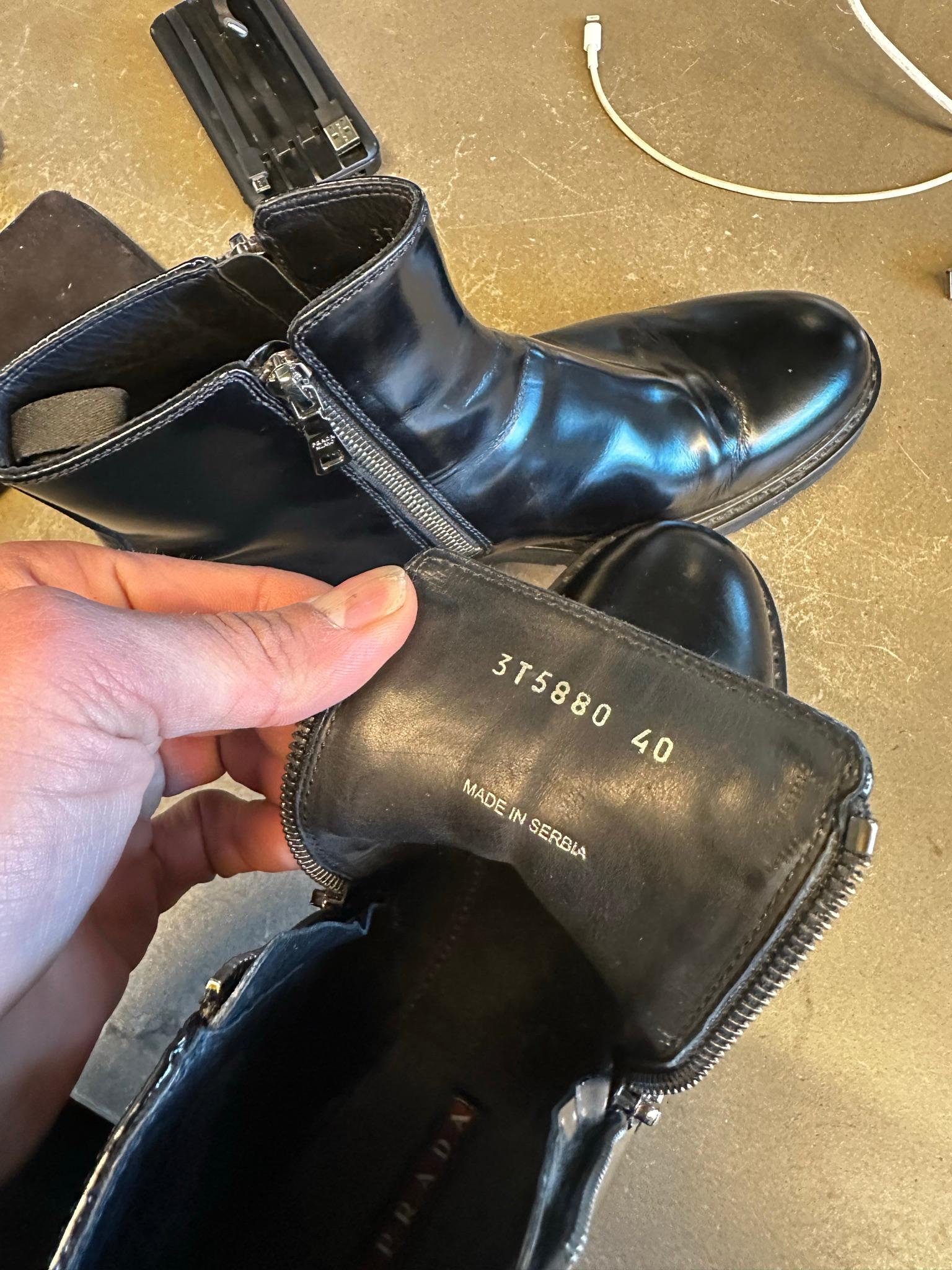 Prada Zip Ankle Boots Black (Size EU40) thumbnail 3