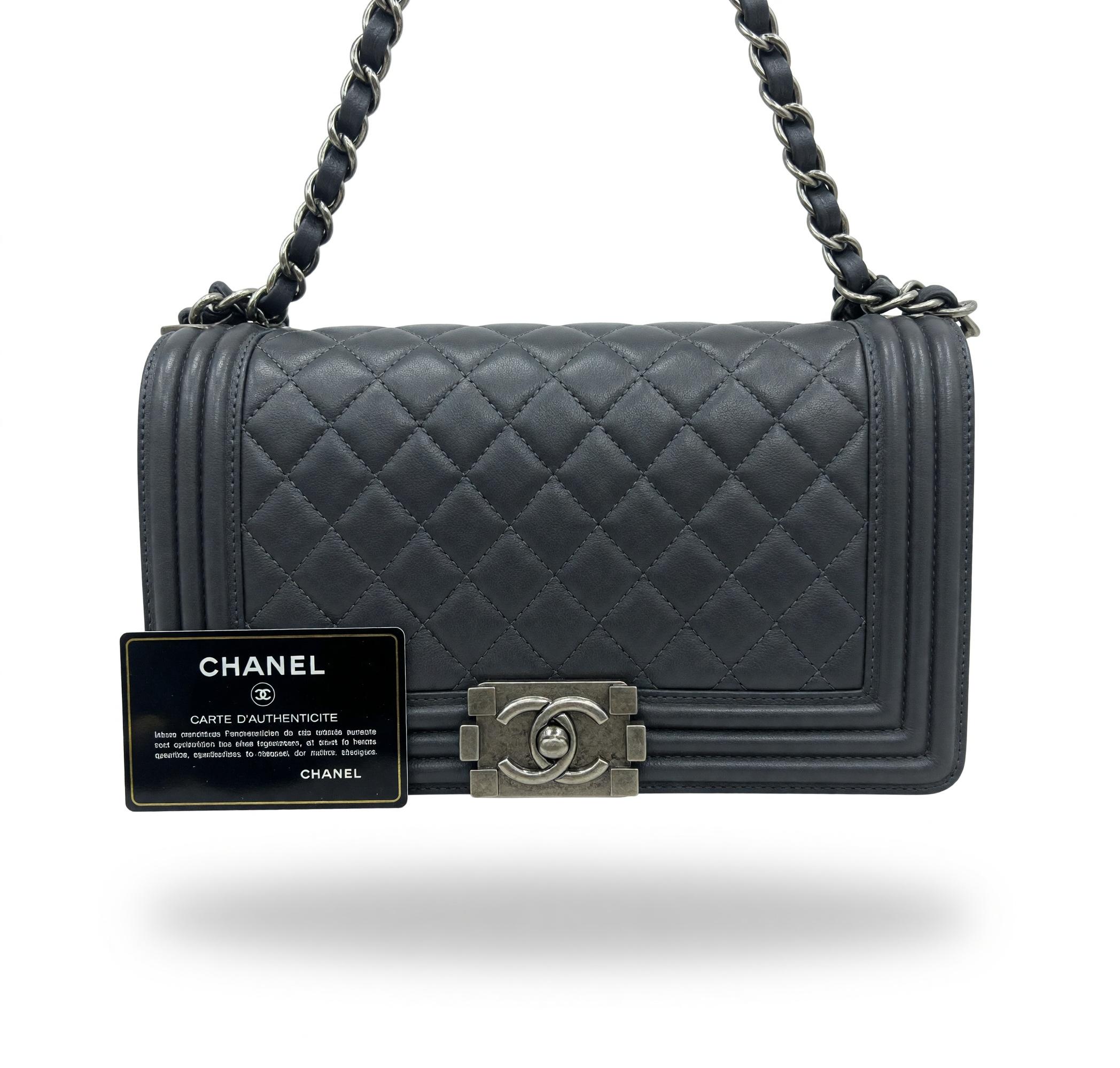 CHANEL handbags & purses - womens O/S