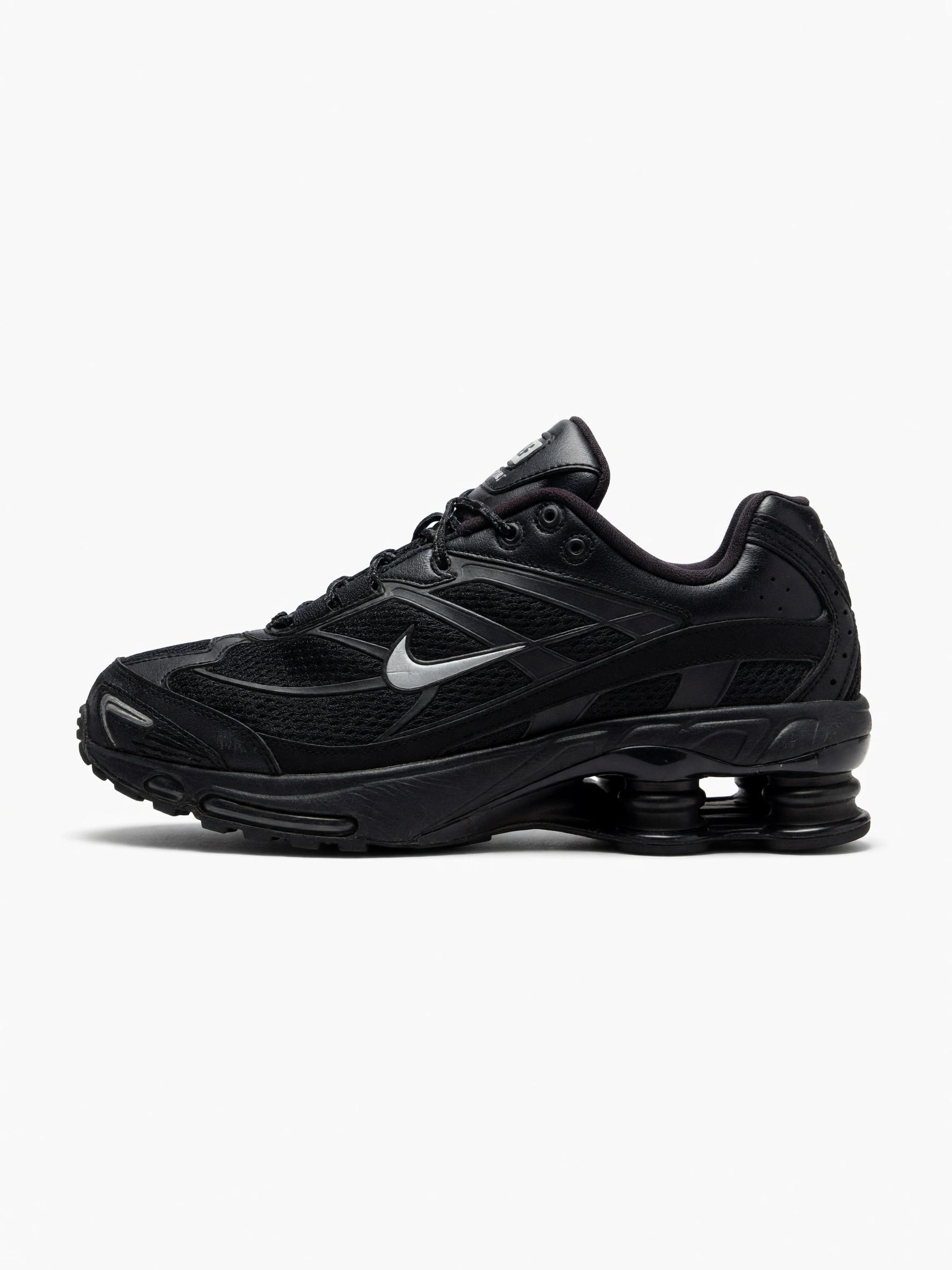 Nike sneakers - mens EU 42