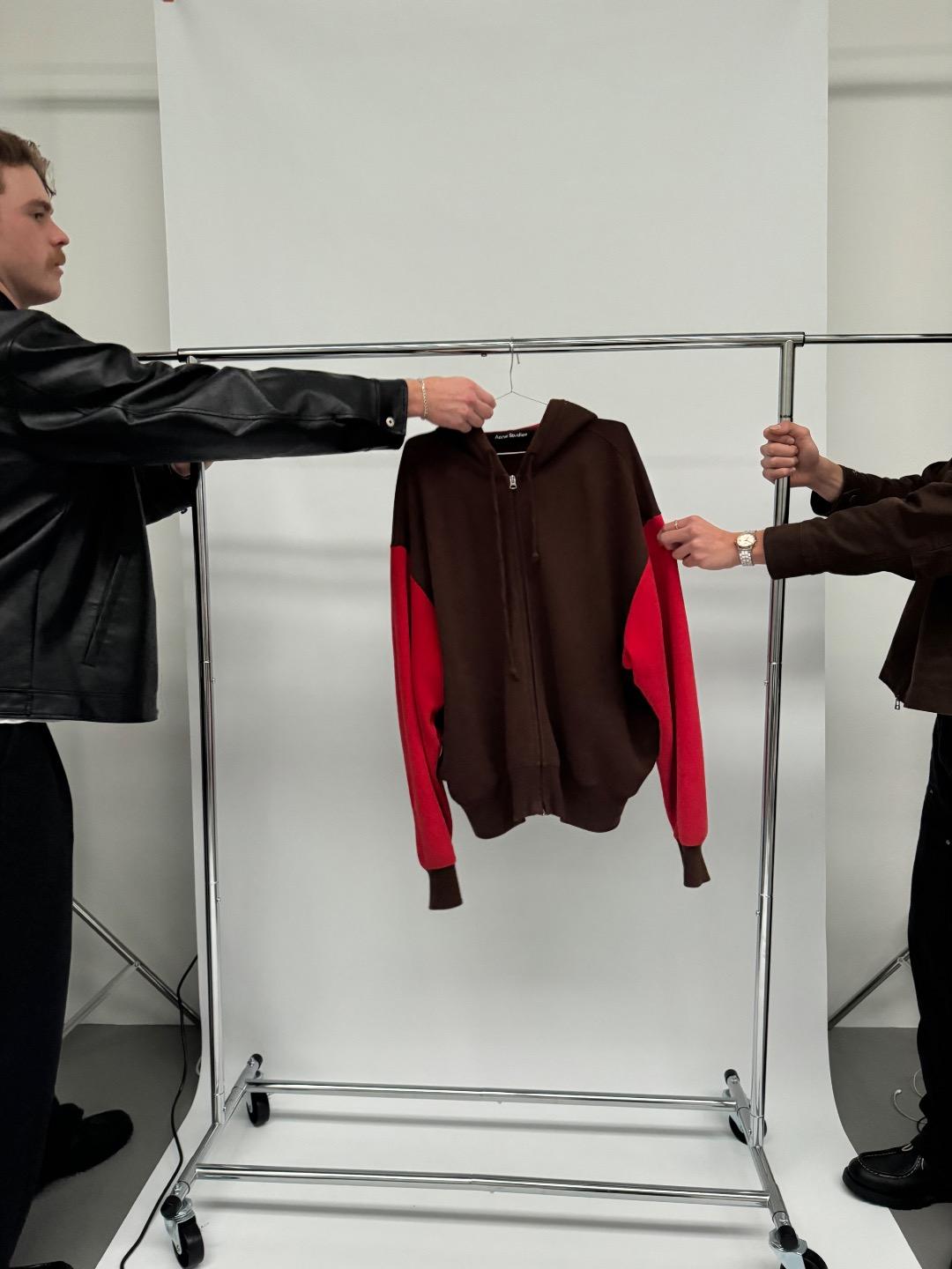 Acne Studios. hoodie - mens M thumbnail 2